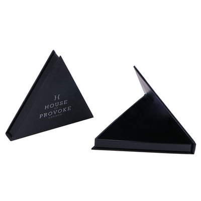 Triangle Magnetic Closure Gift Box For Cosmetics Packaging